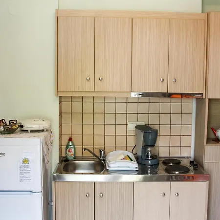 Avra * Szkála Rahoníu