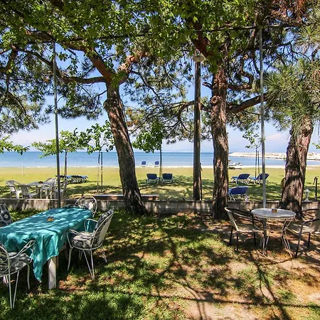 Apartman Avra Szkála Rahoníu