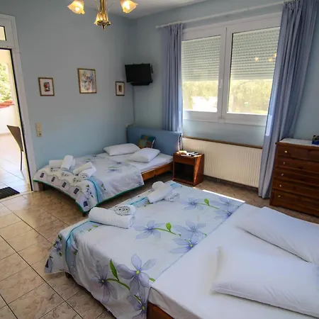 Avra Apartment