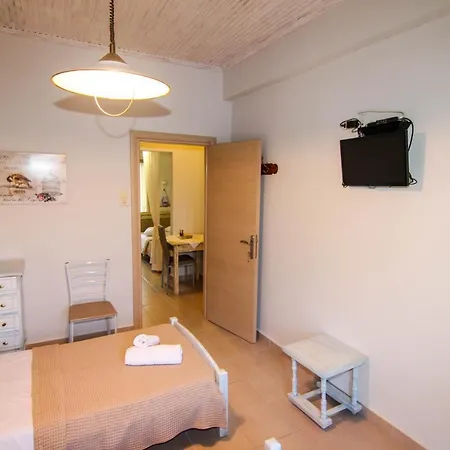 Apartament Avra *