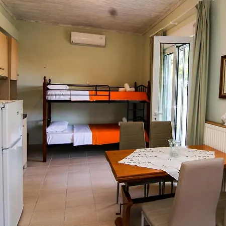 Avra Apartment *