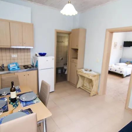 Avra Apartment *