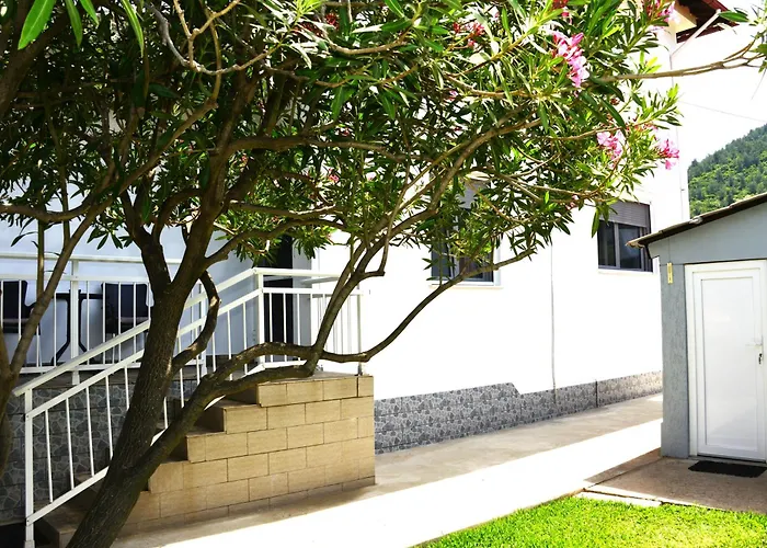 Avra Appartement *